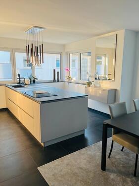 Foto - Exklusive 4 Zimmer Wohnung mit Balkon, EBK und Stellplätzen