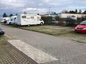 Foto - Stellplatz, Parkplatz für PKW, WoMo, Anhänger, Campinghänger