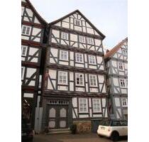 Historisches Fachwerkhaus-Wahrzeichen im Herzen von Melsungen