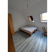 WG Zimmer Berlin Kaulsdorf - 400,00&nbsp;EUR Kaltmiete, ca.&nbsp; 120,00&nbsp;m&sup2; in Berlin (PLZ: 12621) Marzahn-Hellersdorf