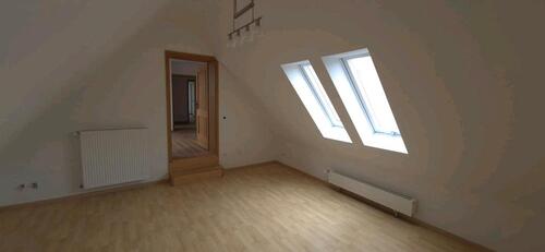 Foto - Dachgeschoßwohnung in Röhrmoos zur Miete