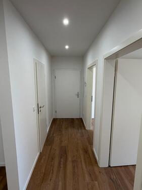 Foto - Kernsanierte 4 Zimmer Wohnung, A+, 1.600€ warm