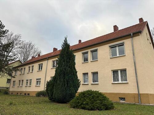 Foto - 3-Raum-Wohnung in ruhiger Lage - 250,00 EUR Kaltmiete,