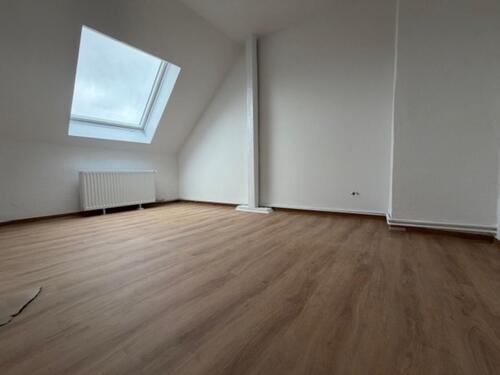 Foto - Süsse, kleine Studentenbude! Erstbezug! 1-Zi.-Whg., EBK, zentral