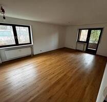 2 Zi. Whg. in Blaustein 62 m² 1. Stock komplett renoviert Balkon