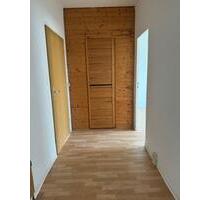 3-Raum-Wohnung in Blankenhain - 355,00 EUR Kaltmiete, in Blankenhain (PLZ: 99444)