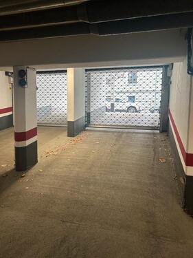 Foto - Stellplatz in Tiefgarage Koellikerstraße 13