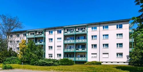 Foto - Ruhig gelegene 3-Raumwohnung mit Balkon im WK 6