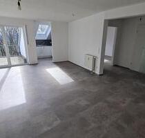 Neu renovierte helle ruhige Wohnung zu verkaufen - provisionsfrei - Öhringen