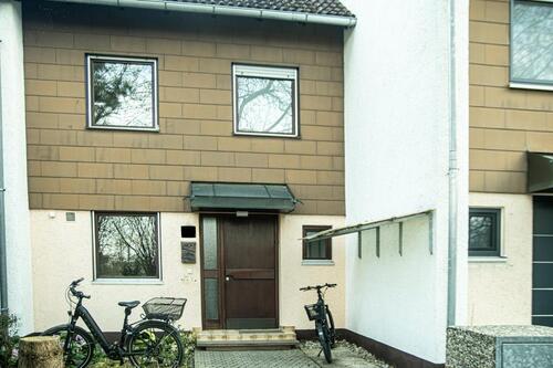 Foto - Reihenhaus Ingolstadt Oberhaunstadt 2 Garagen, ohne Provision