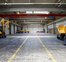 Großzügige Lagerhalle mit guter Anbindung - Offenbach am Main Bieber