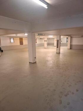 Foto - Stellplätze Tiefgarage - 125,00 EUR Miete,