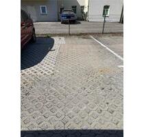 Parkplatz zu vermieten - 25,00&nbsp;EUR Miete, in Stadtilm (PLZ: 99326)