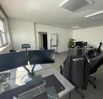 Büro 76 m² mit Büro Lagerhalle 120 m² inkl. Heiz, Strom und Neben - Fockbek
