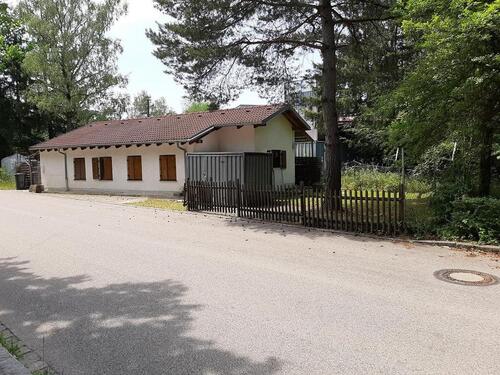 Foto - Freistehendes 1 Familienhaus im Gewerbegebiet Hohenbrunn Lkr MUC