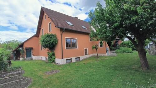 Foto - Gut gepflegtes Einfamilienhaus mit Garten zu vermieten