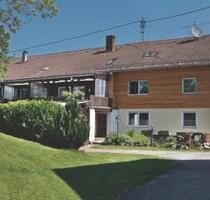 2,5 Zimmer Wohnung mit Begblick, Terasse und eigenem Eingang - Peiting 2,5 Zimmer Wohnung mit Begblick, Terasse und eigenem Eingang - Peiting