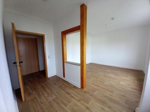 Foto - gemütliche 2-Zimmer Wohnung in der Altenburger Straße, frei ab sofort