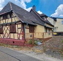 Sanierungsbedürftiges Fachwerkhaus in Malsch