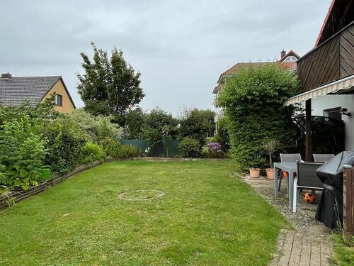 Foto - 4-Zimmer-Wohnung 85 qm eigenem Garten und Carport