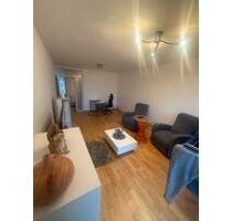 Helle 2-Zimmer-Wohnung mit Balkon in Düsseldorf-Niederkassel