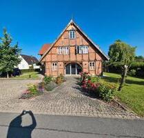 Einfamilienhaus mit Carport und Remise - Lemgo