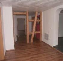 Wohnung frisch renoviert,105m2, 3x SZ, EBK, Tageslichtbad - Burgpreppach