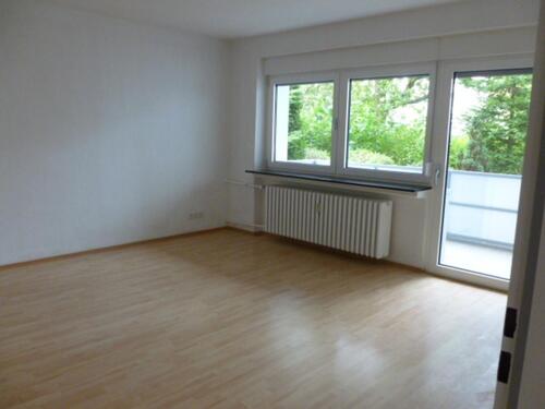 Foto - Helle freundliche 3 Zimmerwohnung m. Balkon ab 01.11.2025 frei