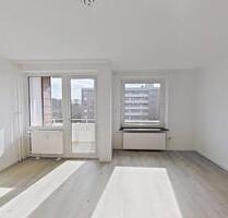 FRISCH RENOVIERT: Kompakte und helle 1-Zimmer-Wohnung mit Balkon - Hannover Herrenhausen-Stöcken