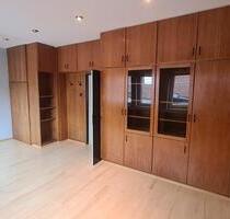 Büroräume + 4 Stellplätze außen - Witten Heven