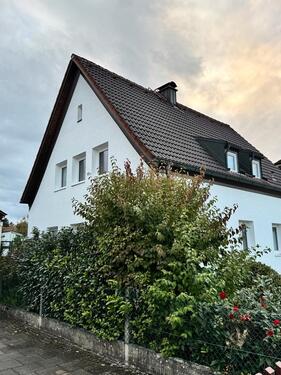 Foto - Einfamilienhaus zu vermieten - 1.350,00 EUR Kaltmiete,