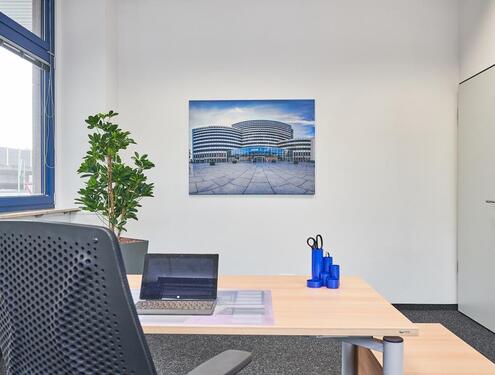 Foto - Ihr neues Büro in Frankfurt – Zentral gelegen & komplett renoviert!