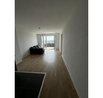 2 Raum Wohnung Hellersdorf - 1.000,00&nbsp;EUR Kaltmiete, ca.&nbsp; 45,00&nbsp;m&sup2; in Berlin (PLZ: 12627) Marzahn-Hellersdorf