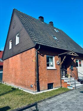 Foto - Einfamilienhaus.- Viel Platz in ruhiger Lage-