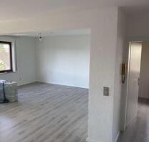 3-Zimmer-Wohnung mit ca. 80 m2 in Leonberg Haldengebiet