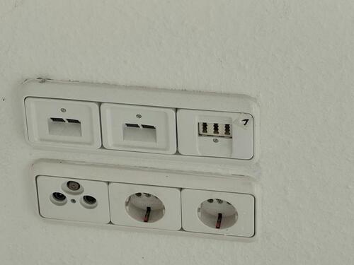 Foto - 1 Person Wohnung FULDA verkabelt Einbauküche Klima FULDA Fliesenbodenhzg. Lichtfenster