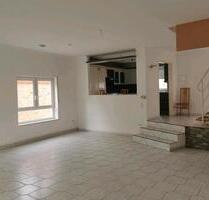 3 ZIMMER WOHNUNG IN SPRENDLINGEN