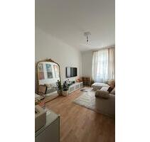 Möblierte 2-Zimmer-Wohnung mit moderner Küche in Frankfurt am Main