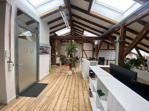 Foto - Bürofläche, Co-Working, Praxis - Individueller Altbau