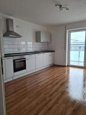 Foto - Neuwertige helle 3 Zimmerwohnung im OG mit großem schönem Balkon