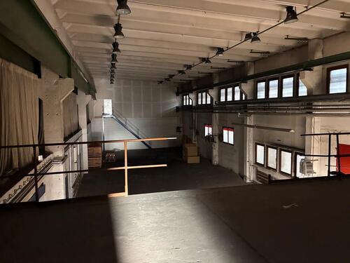 Foto - Beheizte Lagerhalle mit angeschlossenem Büro in LeinefeldeWorbis