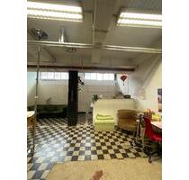 Atelier Platz in Köln Mülheim - 270,00&nbsp;EUR Kaltmiete, ca.&nbsp; 57,00&nbsp;m&sup2; in Köln (PLZ: 51063) Mülheim