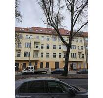 Dachgeschosswohnung am U - Bahn Scharnweberstr. - Berlin Reinickendorf