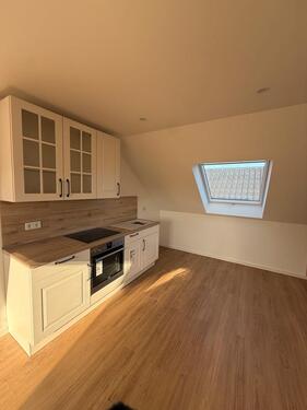 Foto - 2 Zimmer Dachgeschoßwohnung zur Miete in Saarbrücken