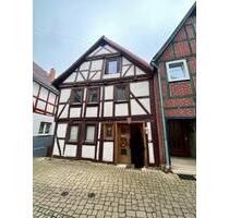 Denkmalgeschützes Haus - 90.000,00 EUR Kaufpreis, in Felsberg (PLZ: 34587)