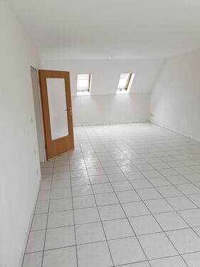 Foto - Erstbezug nach Renovierung - 3.Zi-Whg. mit großem Balkon