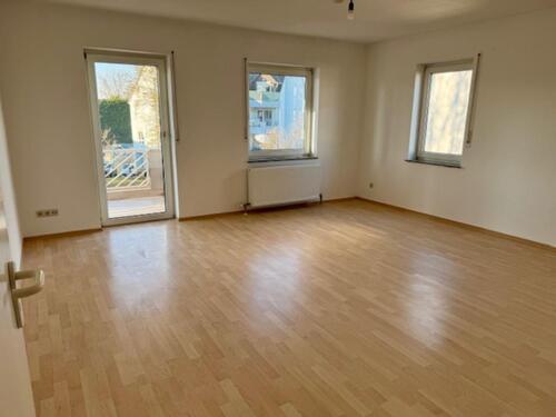 Foto - 3 Zimmerwohnung mit Balkon und Carport