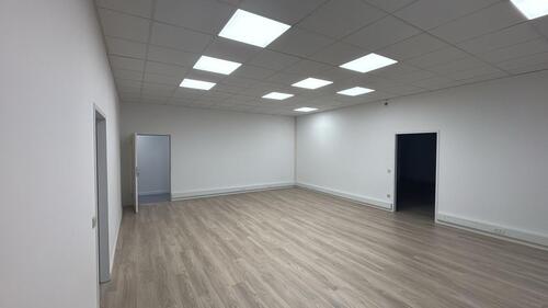 Foto - 304 qm Bürofläche in Neukölln zu vermieten: Perfekte Arbeitsumgebung für Ihr Business!