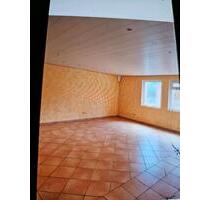 Büro Lagerfläche mit Wohnungstür - Ober-Olm