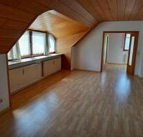 Dachgeschoßwohnung mit Blick ins Grüne - Lohr am Main